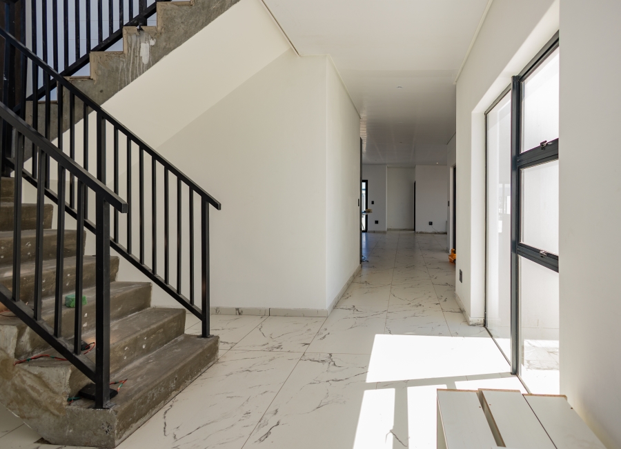 4 Bedroom Property for Sale in Sandown Western Cape